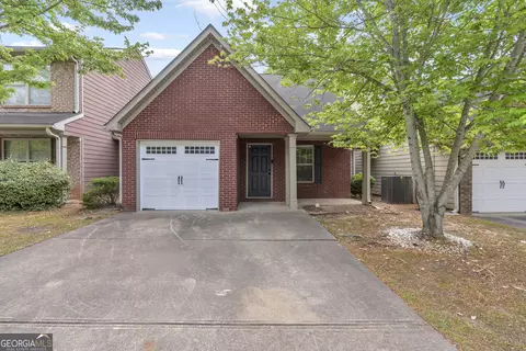 3042 Broadleaf Trl, Fairburn, GA 30213