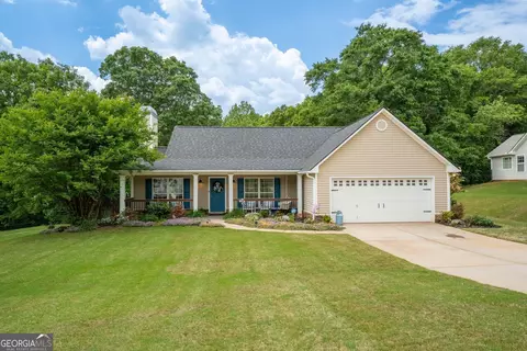 329 Tallassee Ln, Statham, GA 30666
