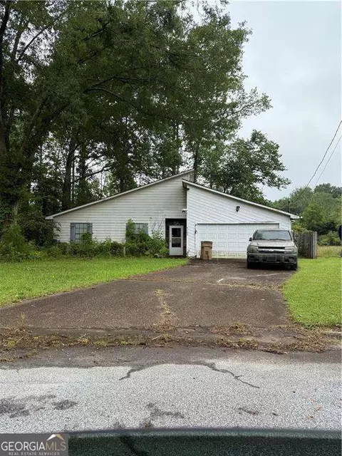7103 Apache Ln, Riverdale, GA 30274