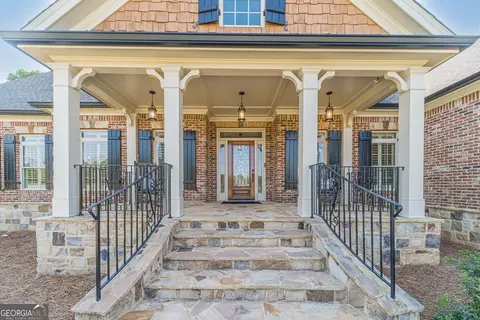 Exterior - 2124 Stonegate Way, Monroe, GA 30656 photo 2 of 10