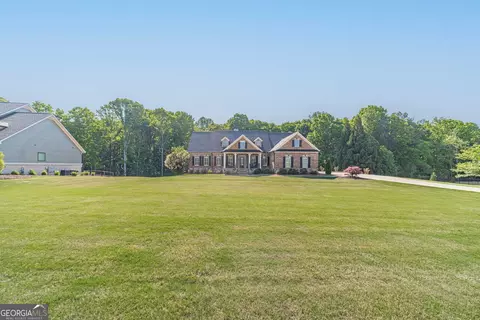 Exterior - 2124 Stonegate Way, Monroe, GA 30656 photo 5 of 10