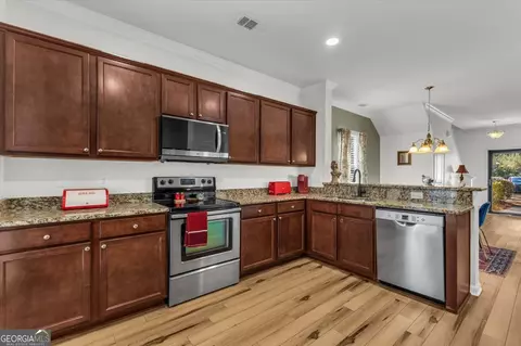 Kitchen - 2 Crestview Cir, Pooler, GA 31322 photo 1 of 3