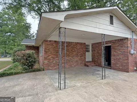 Exterior - 347 Laurel Ln, Lagrange, GA 30240 photo 2 of 6