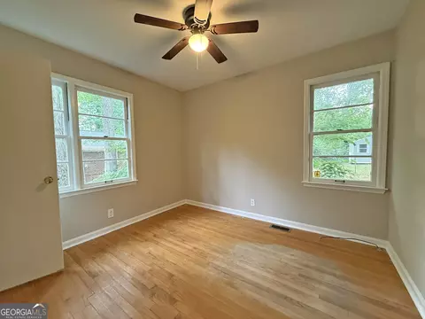Bedroom - 347 Laurel Ln, Lagrange, GA 30240 photo 3 of 5