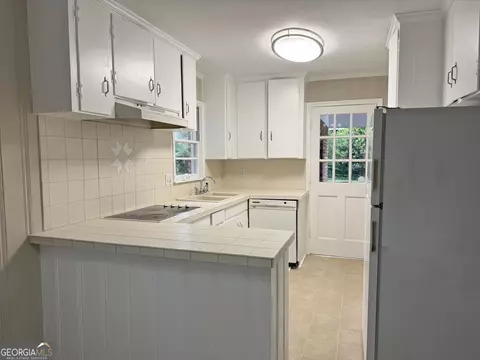 Kitchen - 347 Laurel Ln, Lagrange, GA 30240 photo 2 of 2