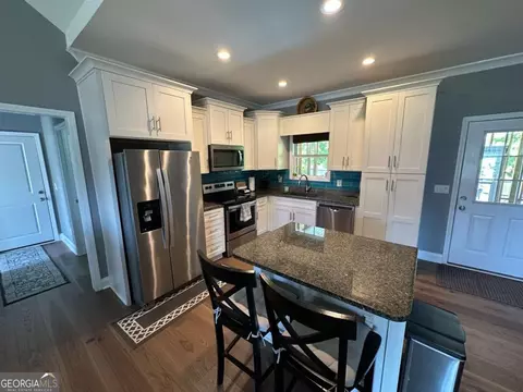 Kitchen - 18 Gala Dr NE, Rome, GA 30165 photo 1 of 1