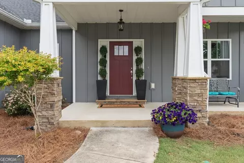 Exterior - 18 Gala Dr NE, Rome, GA 30165 photo 10 of 16