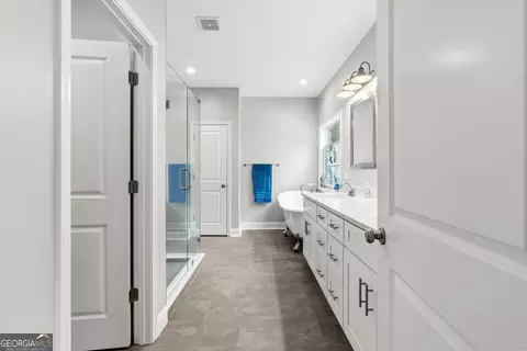 Entry Way - 18 Gala Dr NE, Rome, GA 30165 photo 1 of 1