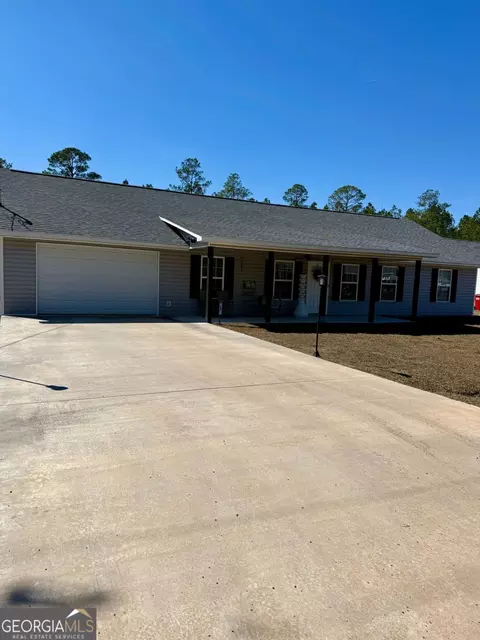 59 Red Hawk Ct, Waynesville, GA 31566
