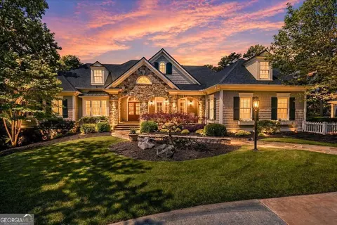 5340 Point South Dr, Gainesville, GA 30504