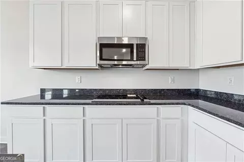 Kitchen - 206 Freshwater Ct, Lagrange, GA 30241 photo 2 of 2