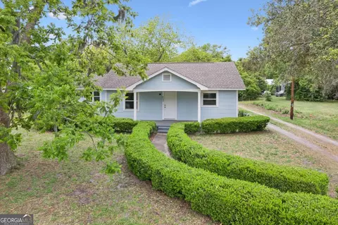 633 Blythe Island Dr, Brunswick, GA 31523