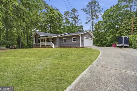 Exterior - 174 Sandra Dr, Gray, GA 31032 photo 1 of 9