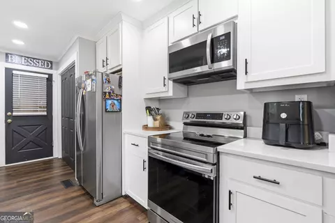 Kitchen - 174 Sandra Dr, Gray, GA 31032 photo 1 of 3