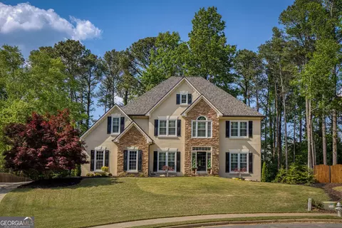 140 Penwick Dr, Roswell, GA 30075