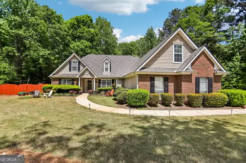 105 Stratford Cir, Stockbridge, GA 30281