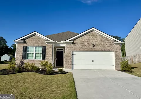 32 Oak Leaf Rd, Dallas, GA 30132