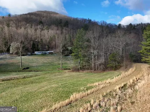 2 Whippoorwill Way, Blairsville, GA 30512
