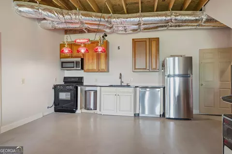 Kitchen - 3326 Monument Rd, Jasper, GA 30143 photo 5 of 5