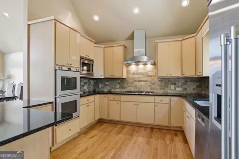 Kitchen - 3326 Monument Rd, Jasper, GA 30143 photo 2 of 5