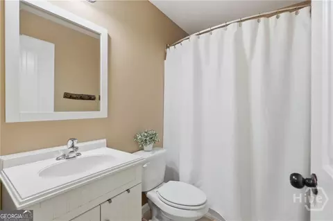 Bath - 319 Windsor Rd, Guyton, GA 31312 photo 2 of 2