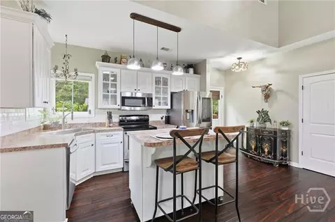 Kitchen - 319 Windsor Rd, Guyton, GA 31312 photo 2 of 5