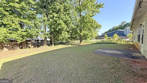 Exterior - 65 Lakeridge Ct, Covington, GA 30016 photo 2 of 3