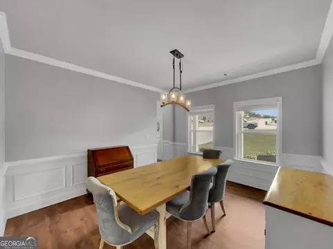 Dining - 1672 Carriage Ct, Monroe, GA 30656 photo 2 of 3