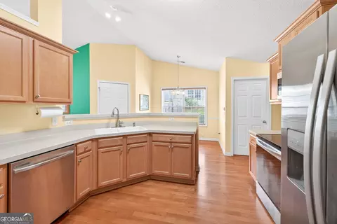 Kitchen - 509 Bentley Cir, Bethlehem, GA 30620 photo 1 of 4