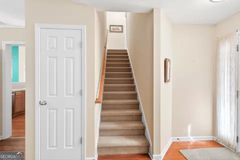Entry Way - 509 Bentley Cir, Bethlehem, GA 30620 photo 2 of 2