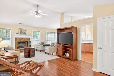 Living - 509 Bentley Cir, Bethlehem, GA 30620 photo 3 of 3