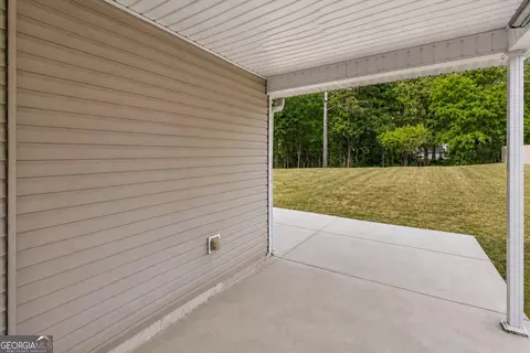 Exterior - 509 Bentley Cir, Bethlehem, GA 30620 photo 5 of 9