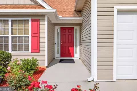 Exterior - 509 Bentley Cir, Bethlehem, GA 30620 photo 4 of 9