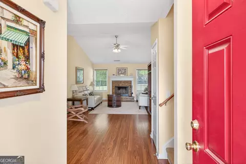 Entry Way - 509 Bentley Cir, Bethlehem, GA 30620 photo 1 of 2