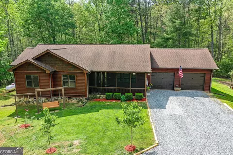 303 Pine Ln, Mineral Bluff, GA 30559