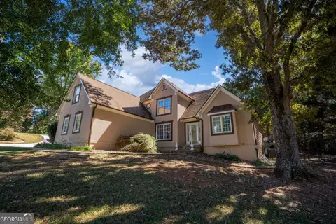 5126 Cash Rd, Flowery Branch, GA 30542