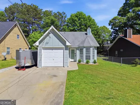 8048 Fieldstream Way, Douglasville, GA 30134