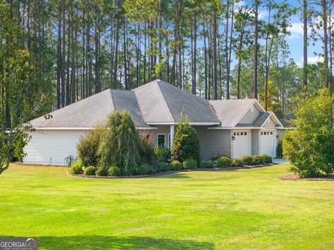 6646 Pine Ridge Cir, Blackshear, GA 31516 photo 1