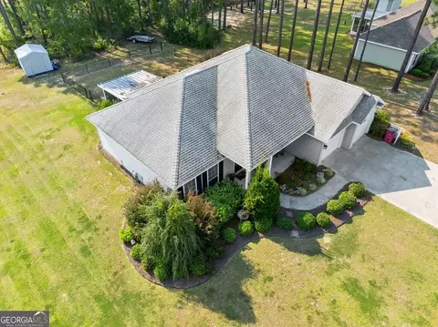 6646 Pine Ridge Cir, Blackshear, GA 31516 photo 3