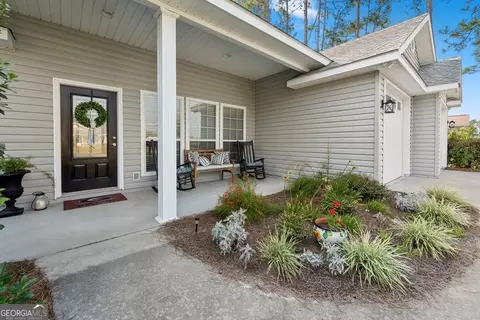 6646 Pine Ridge Cir, Blackshear, GA 31516 photo 2