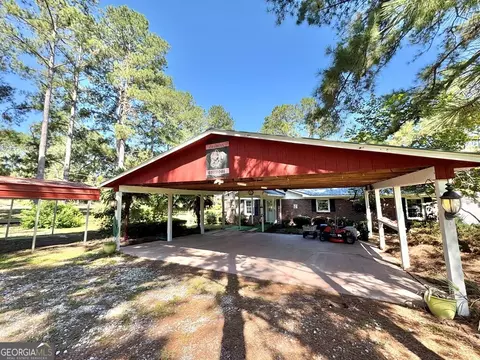 568 N Victory Dr, Lyons, GA 30436 photo 8