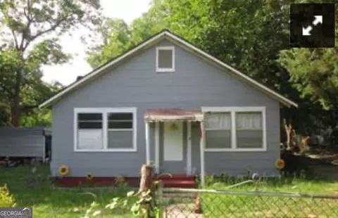 202 E Stuart Ave, Lyons, GA 30436 photo 1