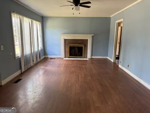 365 S Victory Dr, Lyons, GA 30436 photo 3