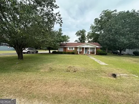 225 Cone St, Ailey, GA 30410 photo 2