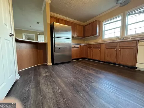 349 Academy Dr, Lyons, GA 30436 photo 7