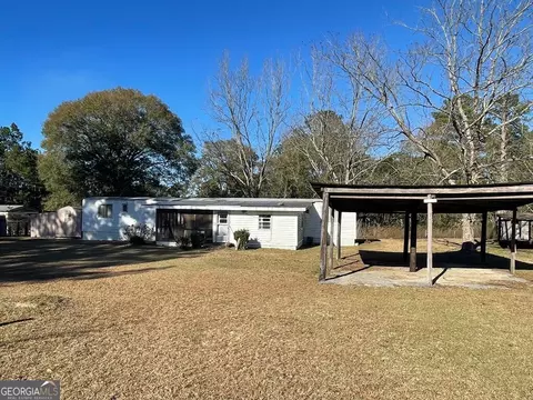 131 Bonnie Rd, Lyons, GA 30436 photo 5