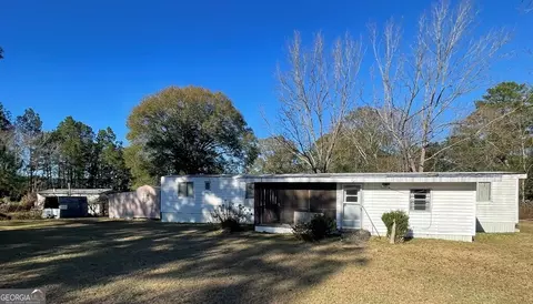 131 Bonnie Rd, Lyons, GA 30436 photo 3