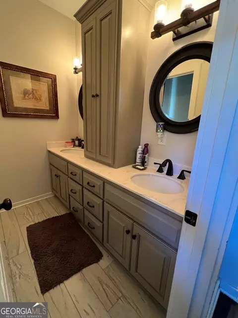 121 Black River Ln, Collins, GA 30421 photo 18