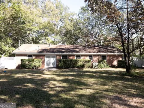 365 N Hall St, Lyons, GA 30436 photo 6