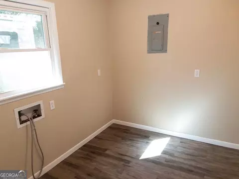 365 N Hall St, Lyons, GA 30436 photo 11